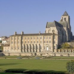 l'abbaye de Celles-sur-Belle