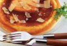 http://www.recettespourtous.com/files/imagecache/recette_fiche/img_recettes/14696_recette_omelette_soufflee_parmesan_244.jpg