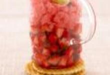 http://www.recettespourtous.com/files/imagecache/recette_fiche/img_recettes/14763_recette_tartare_fraises_du_perigord_menthe_granite244.JPG