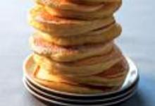 http://www.recettespourtous.com/files/imagecache/recette_fiche/img_recettes/14371_recette_pancakes_banane_rhum_raisins.jpg