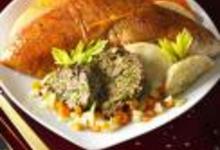 http://www.recettespourtous.com/files/imagecache/recette_fiche/img_recettes/14281_recette_dinde_fermiere_rotie_farcie_foies_volaille.jpg