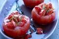 http://www.recettespourtous.com/files/imagecache/recette_fiche/img_recettes/14188_recette_tomates_farcies_fraises.JPG
