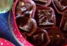 http://www.recettespourtous.com/files/imagecache/recette_fiche/img_recettes/7466_recette-fudge-feve-tonka.jpg