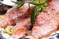 http://www.recettespourtous.com/files/imagecache/recette_fiche/img_recettes/15303_recette_papillotes_saumon_norvege_legumes.jpg