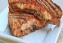 http://www.recettespourtous.com/files/imagecache/recette_fiche/img_recettes/pesto.JPG