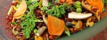 Riz rouge biologique de Camargue sauté façon Thai, légumes et tofu