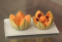 Préparer un melon en dents de loup