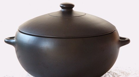 cocotte en poterie noire de Molelos AM47