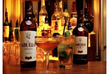Les deux cocktails de Benjamin Chiche à base de rhum Abuelo