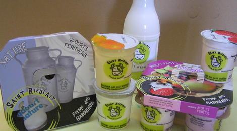 yaourts fermiers au lait entier pasteurisé