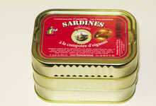 Sardines millésimées à la compotée d'oignons