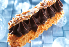 Eclair de Fêtes Chocolat Cassis