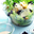 Salade Caesar avec des myrtilles sauvages