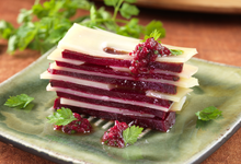 Millefeuille betterave et Emmental de Savoie 