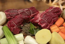  plat de cote avec os. 