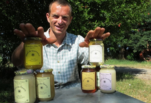 Thomas Catil, apiculteur