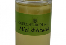 Chercheur de miel, Miel d'Acacia