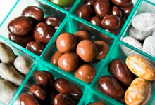 Servant, coffret amandes
