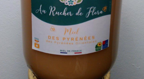 Au rucher de flora, miel des Pyrénées