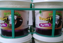 Laiterie - Fromagerie du Mas Guiter, yaourt à la myrtille