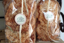 Cassis d'Alice. dentelles aux amandes