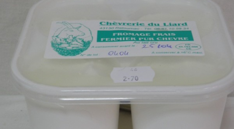La chèvrerie du Liard. faisselle de fromage frais de chèvre
