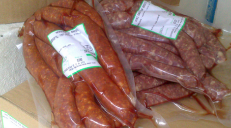 Gaec Lou Pastre. Saucisse de brebis