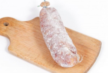 Boucherie Daval. Saucisson sec au poivre vert