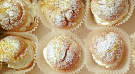 E frappe di Minna. choux à la chantilly