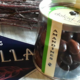 A Ricella. Amandes enrobées de chocolat lait et noir.