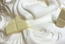 Artisan Glacier Maison Rovere. glace au chocolat blanc