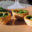 Escargot dans une croquille farci au beurre aillé