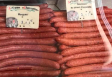 Boucherie charcuterie Pradeau. Saucisse au piment d'Espelette