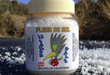 Salins de ko. Pot de fleur de sel de Nouvelle-Calédonie