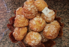 Boulangerie Patisserie Saint-Honoré. Chouquettes