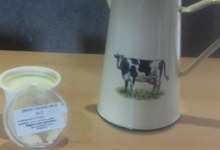 La Ferme Du XVIIe Siecle.  Crème fraiche crue 