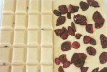 Xav de Lille. tablette chocolat blanc cramberry