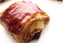 boulangerie Bo. pain au chocolat