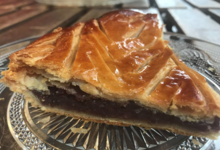 Pâtisserie Tomo. Galette des rois au haricot rouge frais