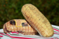 Rôti de magret de canard gras aux figues, miel et romarin