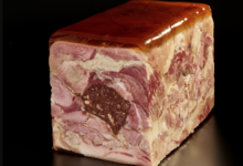 Maison Evrard. Terrine de la tête au pied