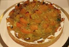 Helmut Newcake. Tarte pistache abricot