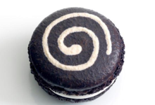 Arnaud Delmontel. Macaron réglisse