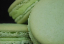 MyuMyu. Macaron wasabi