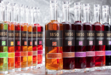 Distillerie Lehmann. Liqueur de mûre