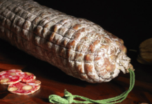 Maison David. Saucisson aux noisettes