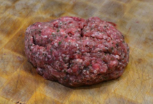 Boucherie Marcel. chair a saucisses de veau