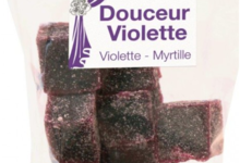 Maison de la violette. cubes de fruits myrtille violette