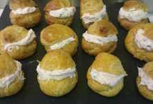 Petits choux au saumon
