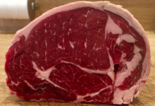 Boucherie Saint-Vivien. Côte de bœuf Limousine